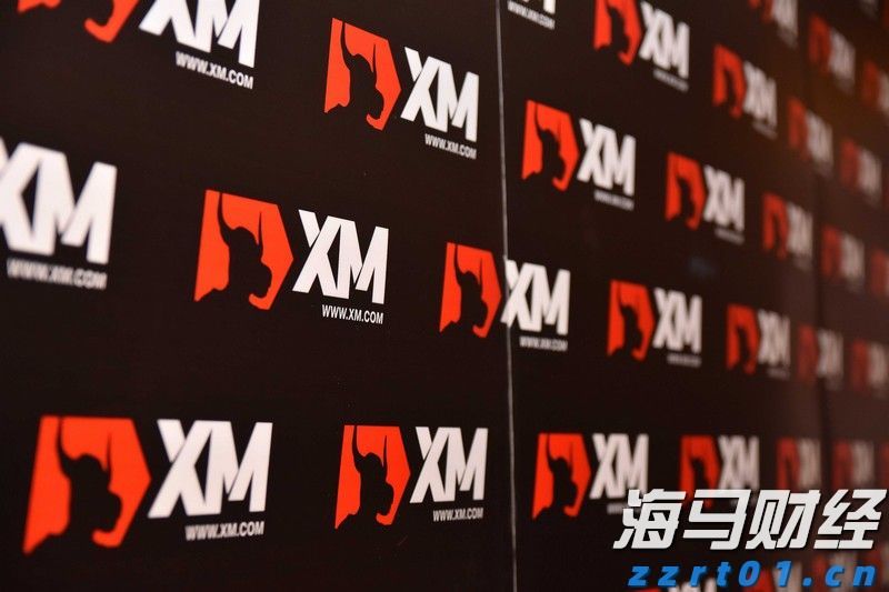 苹果(AAPL.US)强劲财报带动股价上涨，但AI投资及关税问题成华尔街争论焦点